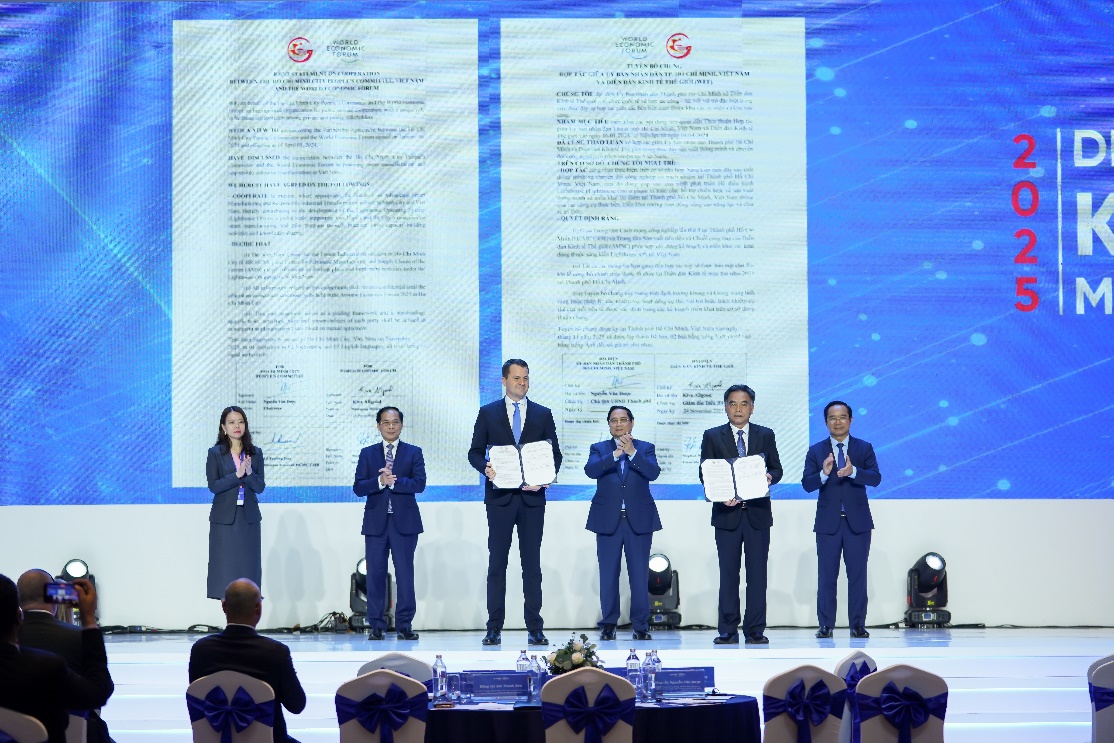 Autumn Economic Forum 2025: Viet Nam affirms its leading role in the region, driving global investment into pillars of green and digital transformation